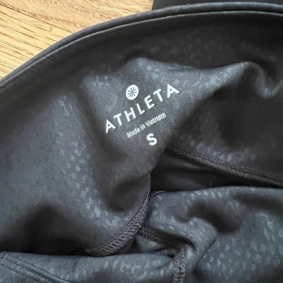 Athleta High Rise Black Serpent Snake Skin Chaturanga Leggings, Size S - Picture 3 of 8